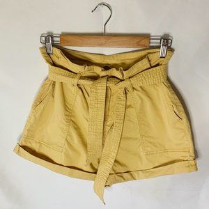 Vanilla Star Yellow Shorts With Tie Size 9